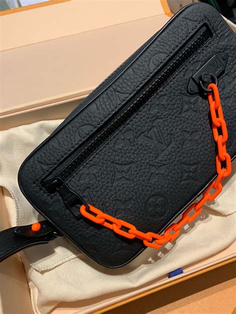 louis vuitton virgil pochette|louis vuitton monograms.